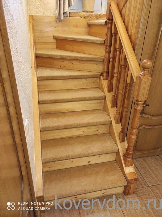 Ковровые накладки SXN-180 нестандартного размера с укладкой на лестницу